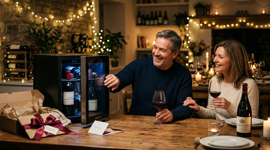 Pièce de caractère illustrant la mise en valeur décorative d'une collection de vin