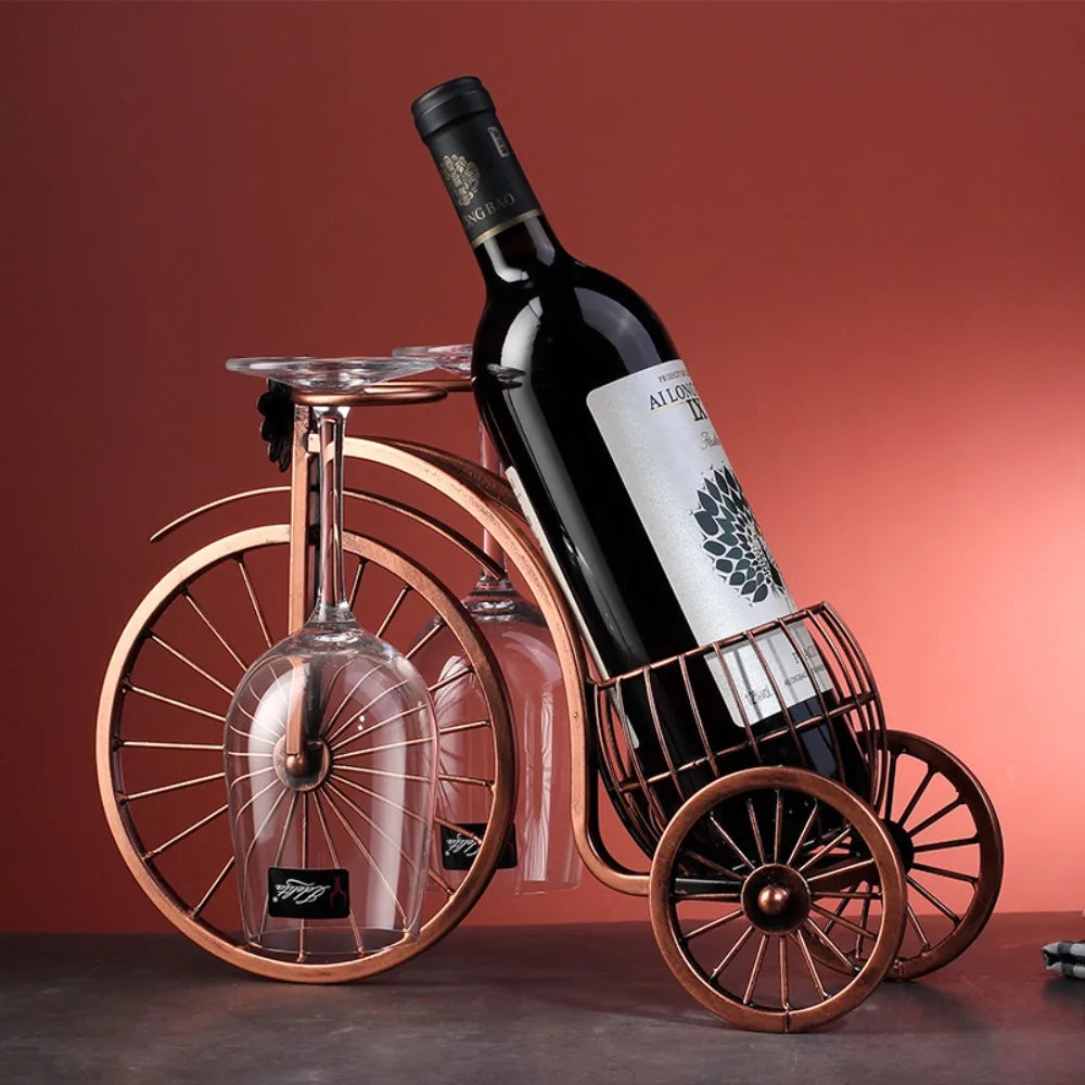 Le Tricycle Vendangeur, modèle Tricycle Classique, présentoir à bouteille en métal rétro